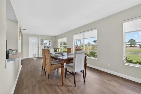 9697 41st Street N Pinellas Park FL 33782