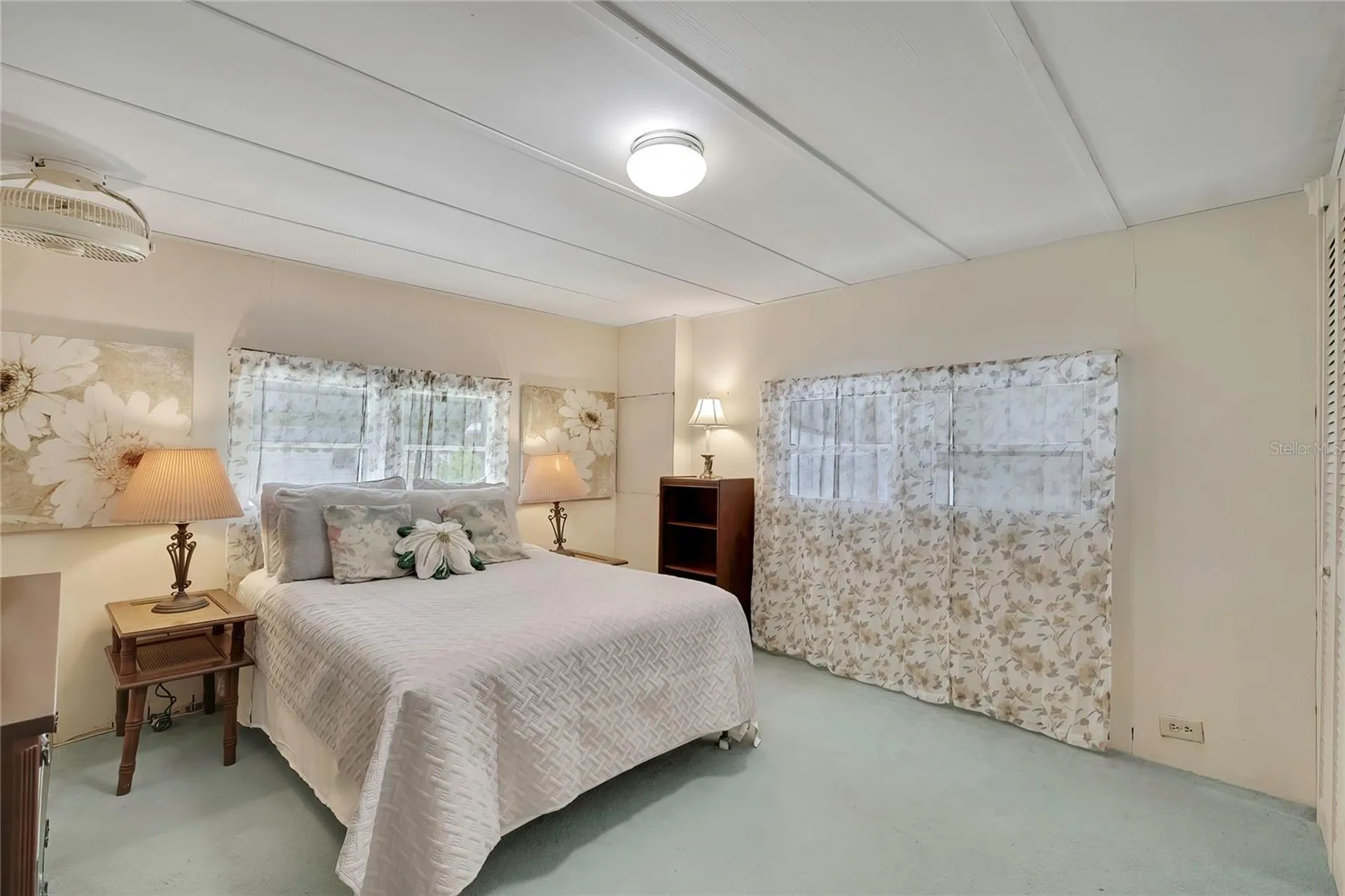 37 William Penn Way Palm Harbor FL 34684