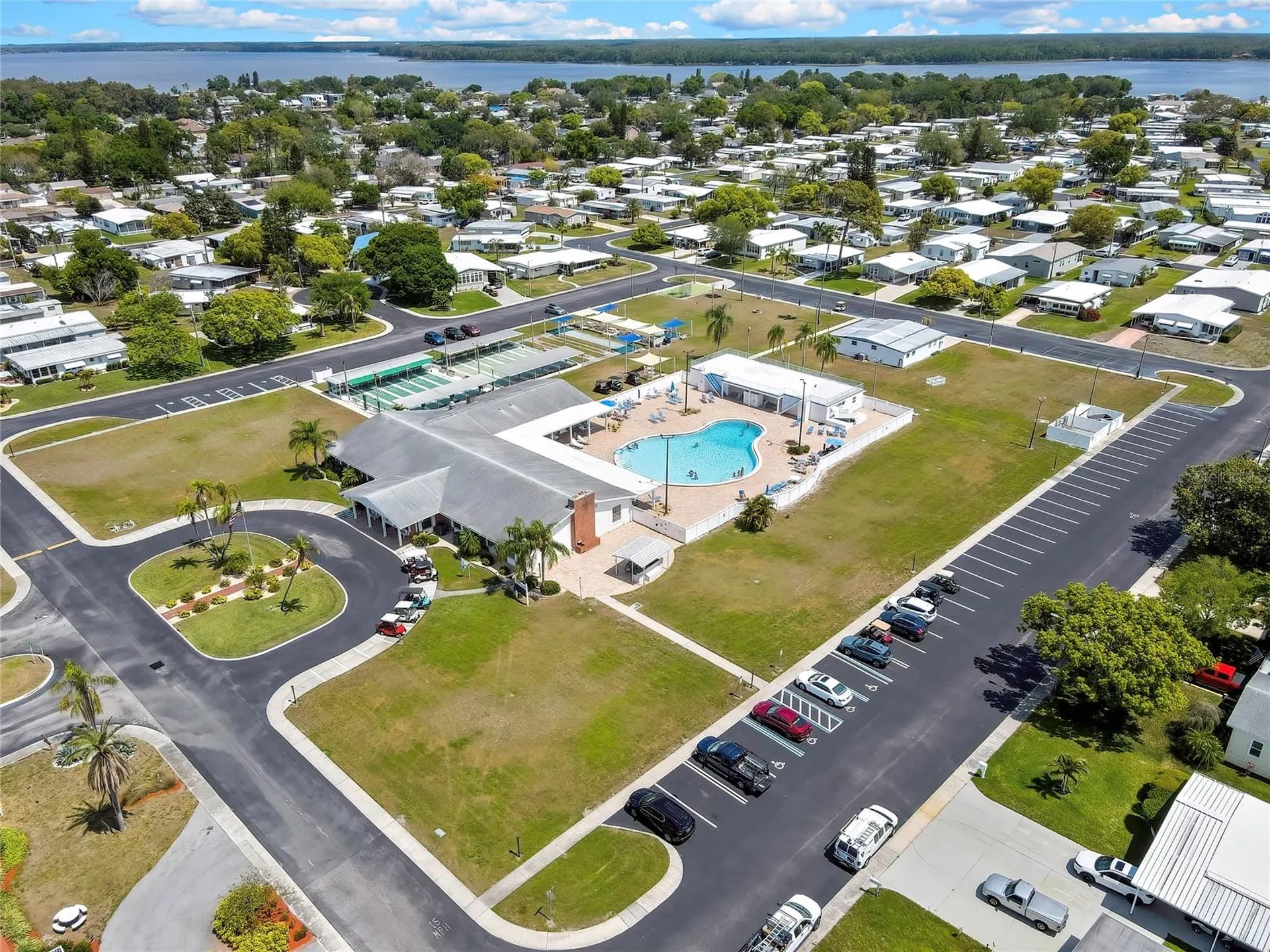 37 William Penn Way Palm Harbor FL 34684