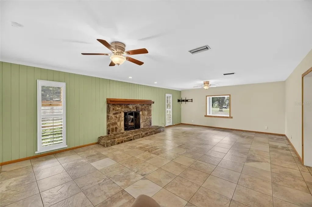 2701 Brandon View Drive Brandon FL 33511