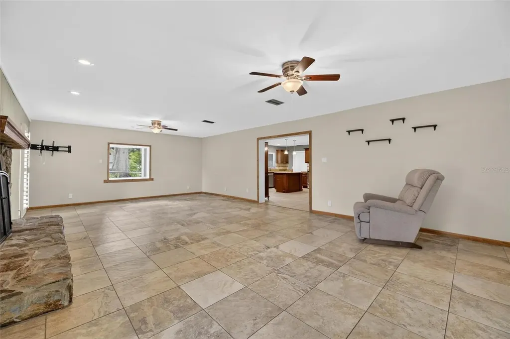 2701 Brandon View Drive Brandon FL 33511