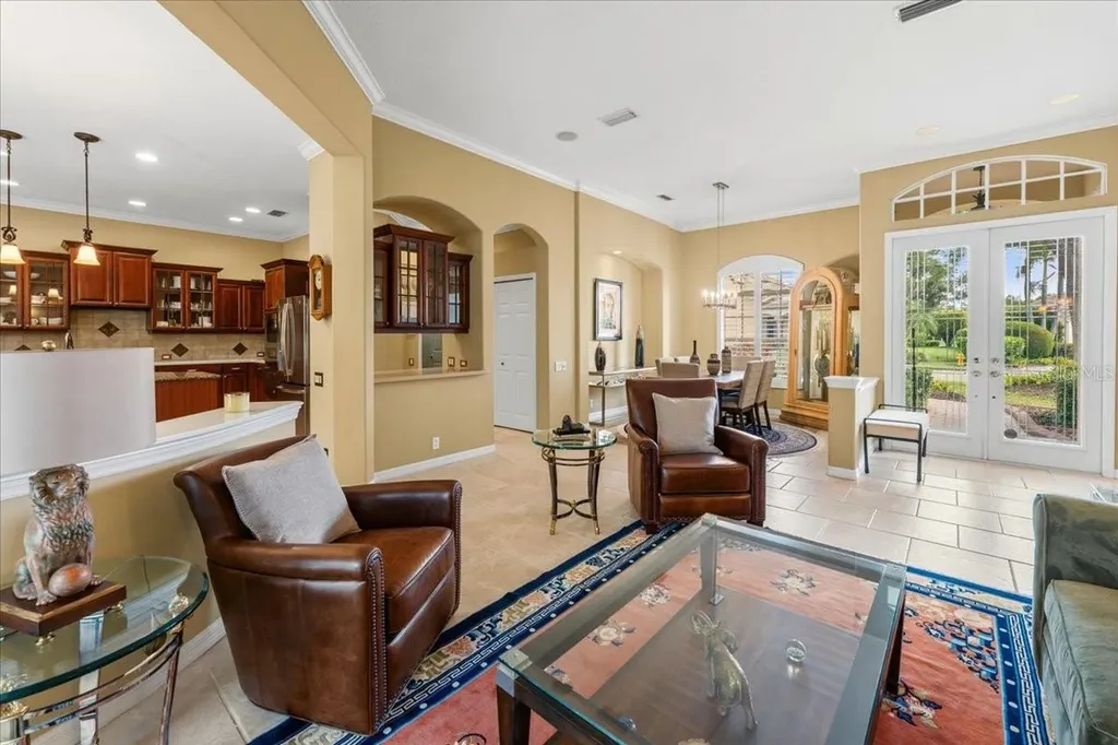 6914 Treymore Court Sarasota FL 34243