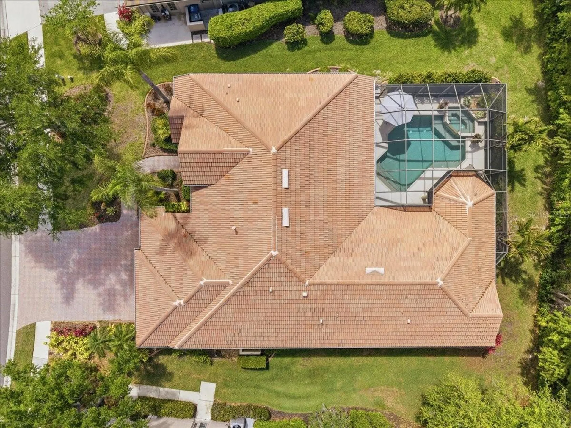 6914 Treymore Court Sarasota FL 34243