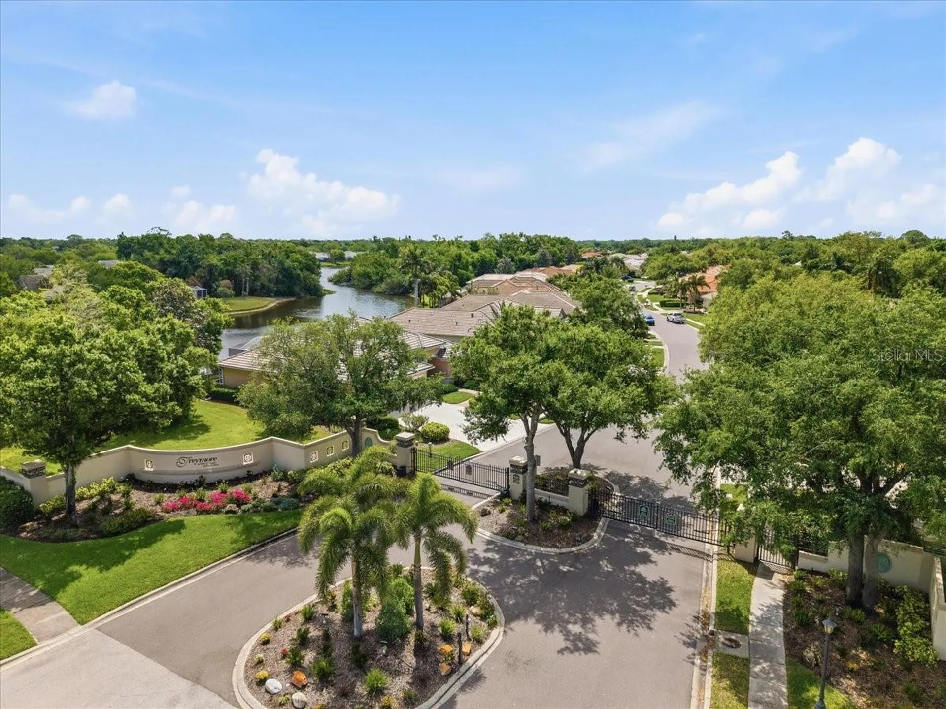 6914 Treymore Court Sarasota FL 34243