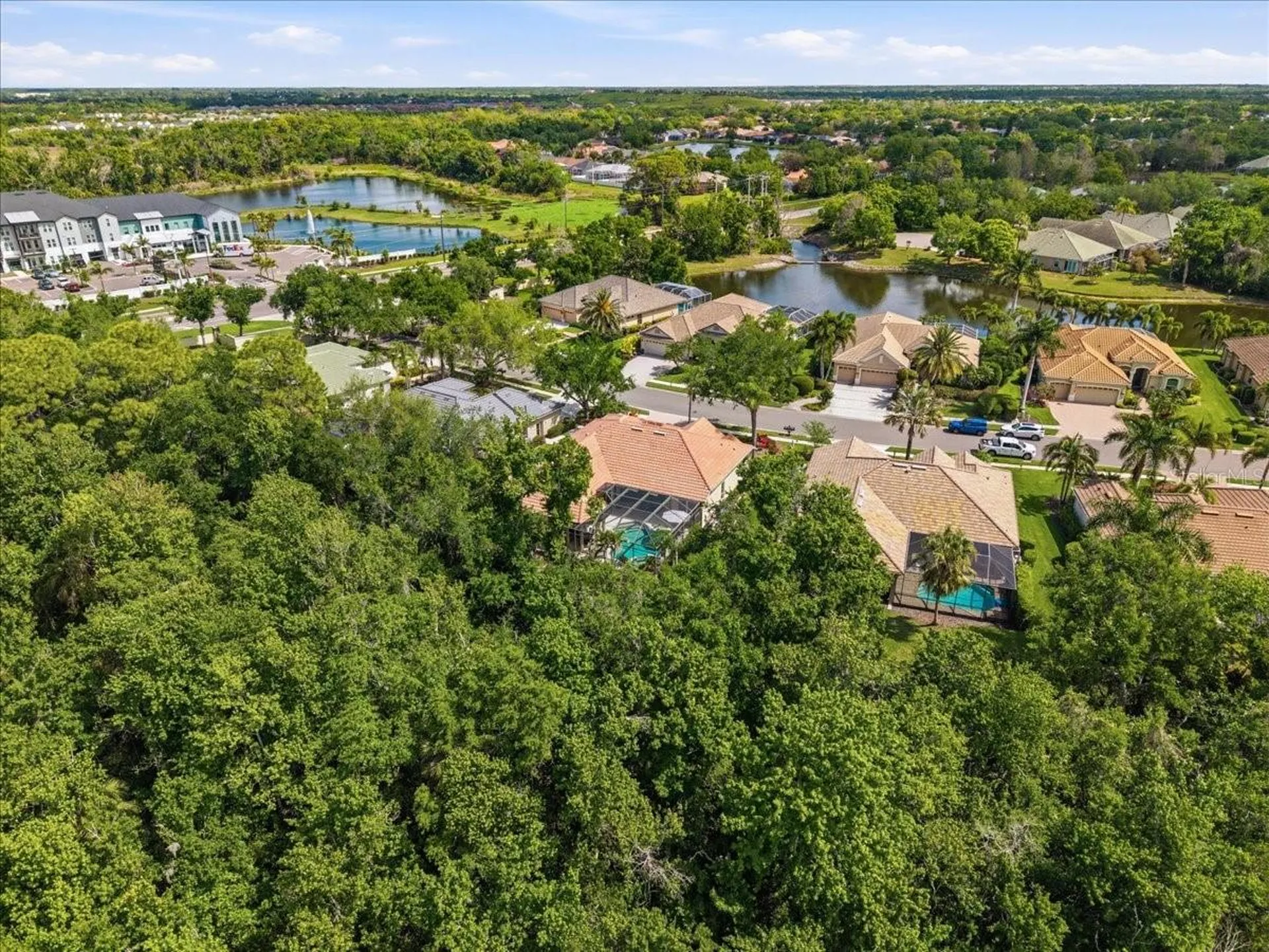 6914 Treymore Court Sarasota FL 34243