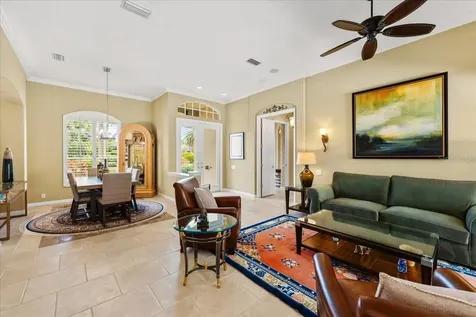6914 Treymore Court Sarasota FL 34243