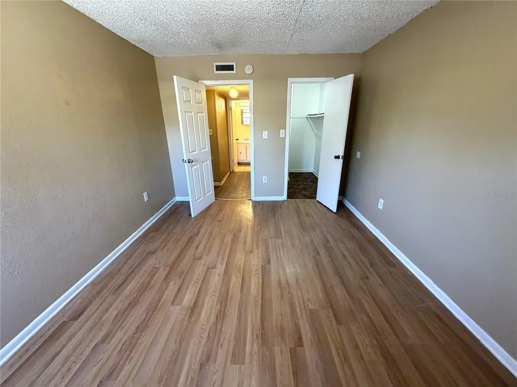 2785 L B Mcleod Road Orlando FL 32805