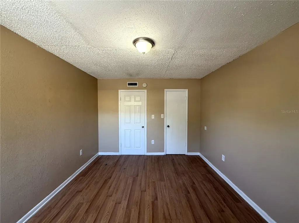 2785 L B Mcleod Road Orlando FL 32805