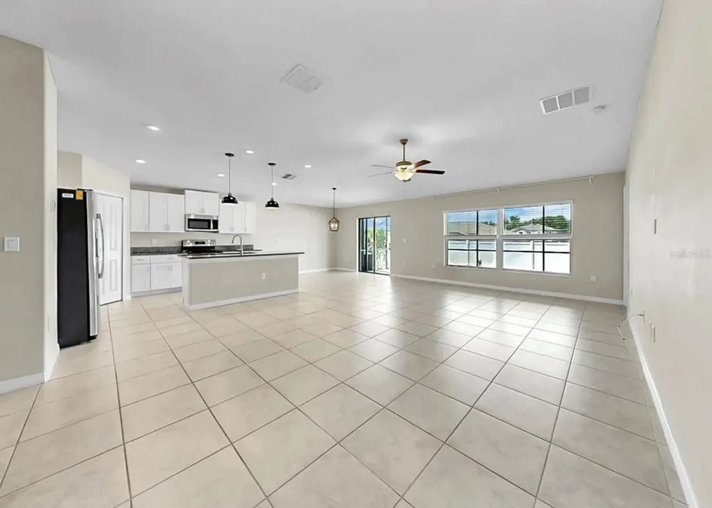 13041 Majestic Garden Lane Riverview FL 33579