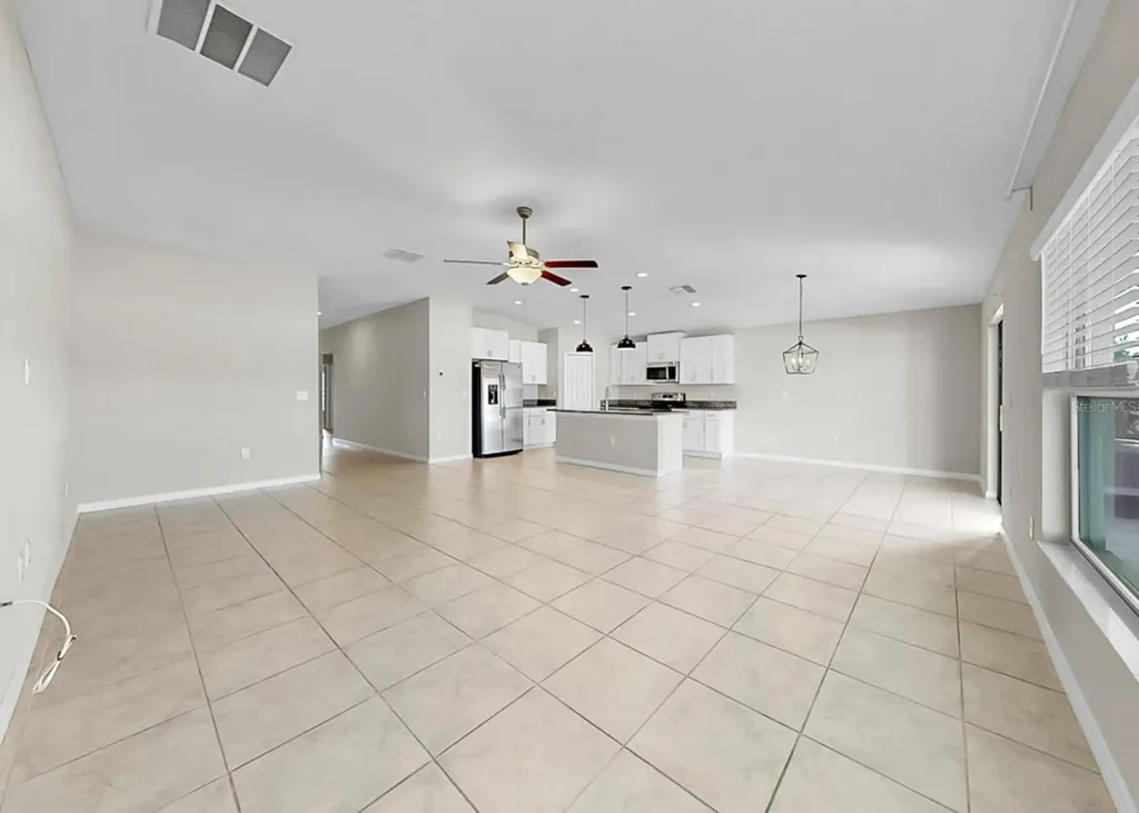 13041 Majestic Garden Lane Riverview FL 33579