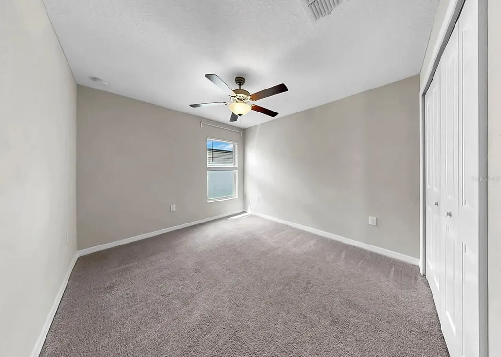 13041 Majestic Garden Lane Riverview FL 33579