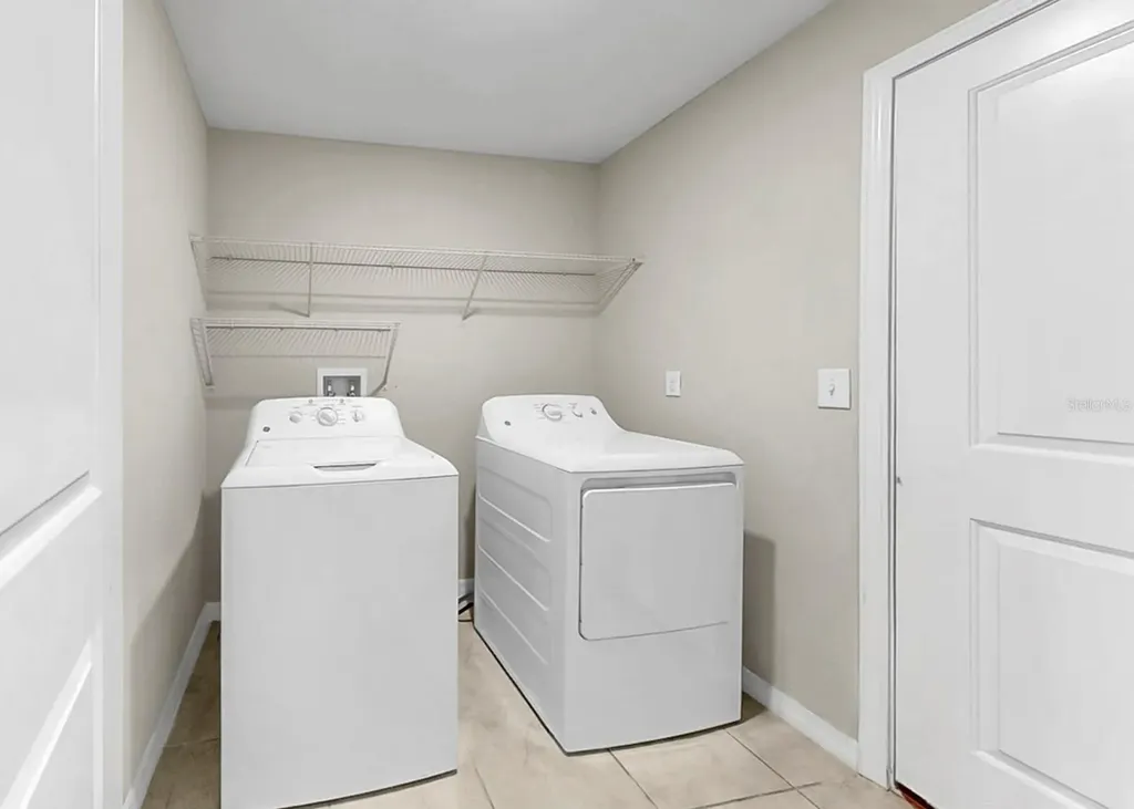 13041 Majestic Garden Lane Riverview FL 33579