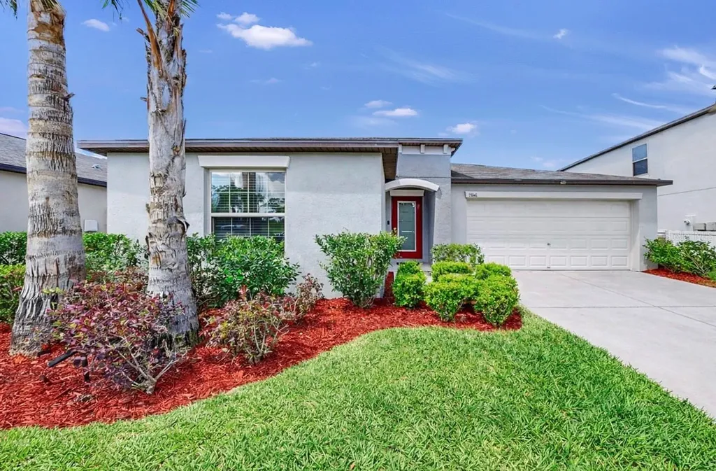 13041 Majestic Garden Lane Riverview FL 33579