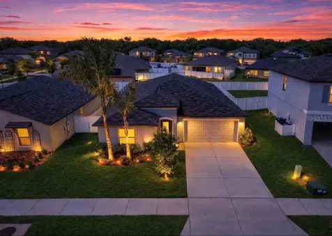 13041 Majestic Garden Lane Riverview FL 33579