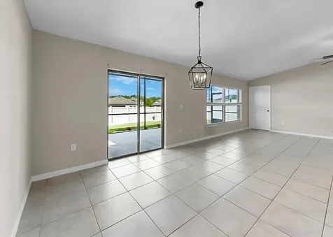 13041 Majestic Garden Lane Riverview FL 33579