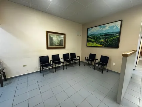 204 Calle Julio Cintron Aibonito PR 00705