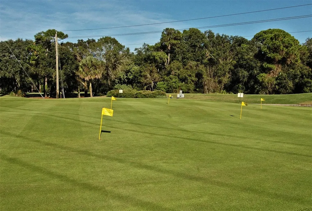 3545 Longmeadow Sarasota FL 34235