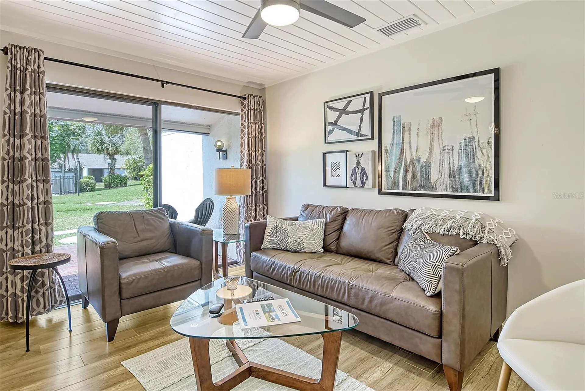 3545 Longmeadow Sarasota FL 34235