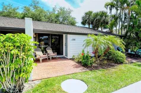 3545 Longmeadow Sarasota FL 34235