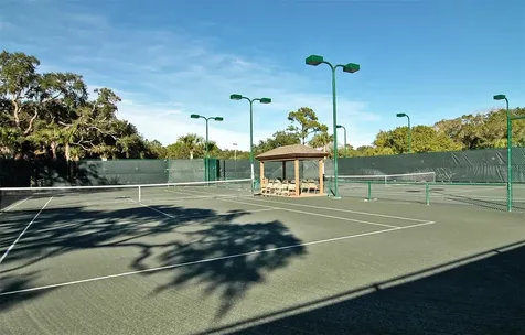 3545 Longmeadow Sarasota FL 34235