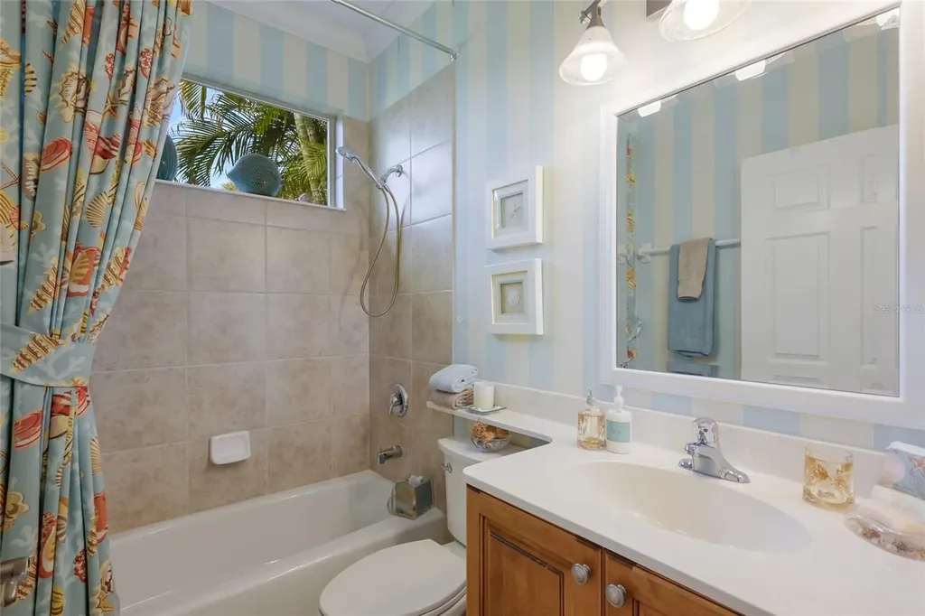 11709 Strandhill Court Lakewood Ranch FL 34202