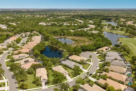 11709 Strandhill Court Lakewood Ranch FL 34202