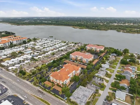7903 Seminole Boulevard Seminole FL 33772