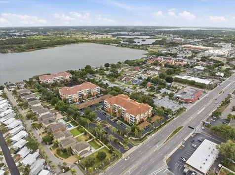 7903 Seminole Boulevard Seminole FL 33772