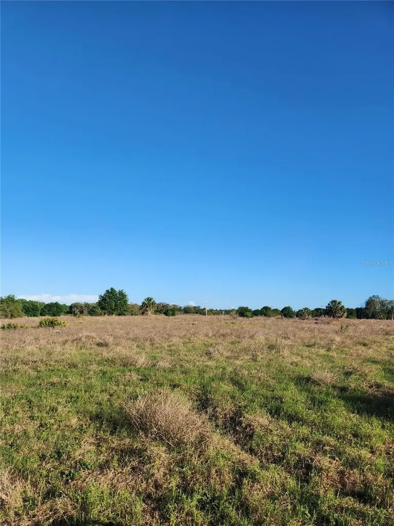 415 Lake Josephine Drive Sebring FL 33875