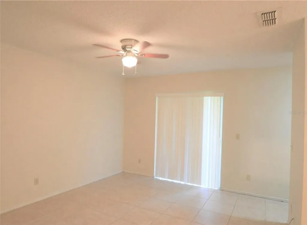 4240 Pershing Pointe Place Orlando FL 32822