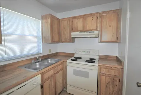 4240 Pershing Pointe Place Orlando FL 32822