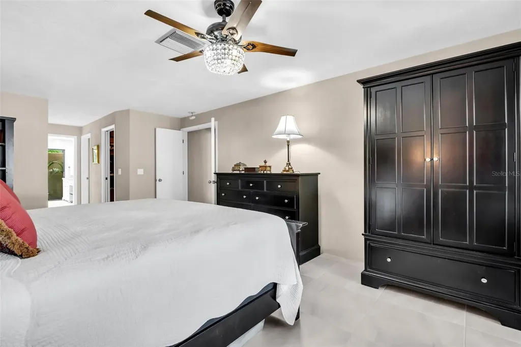 1504 Ridge Top Way Clearwater FL 33765