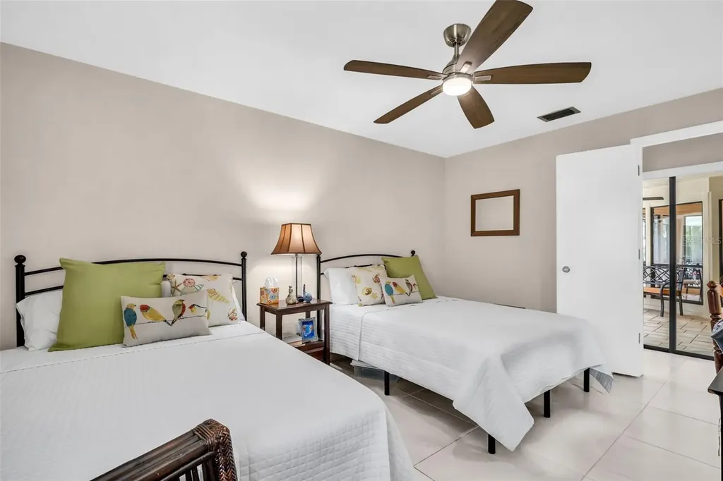 1504 Ridge Top Way Clearwater FL 33765