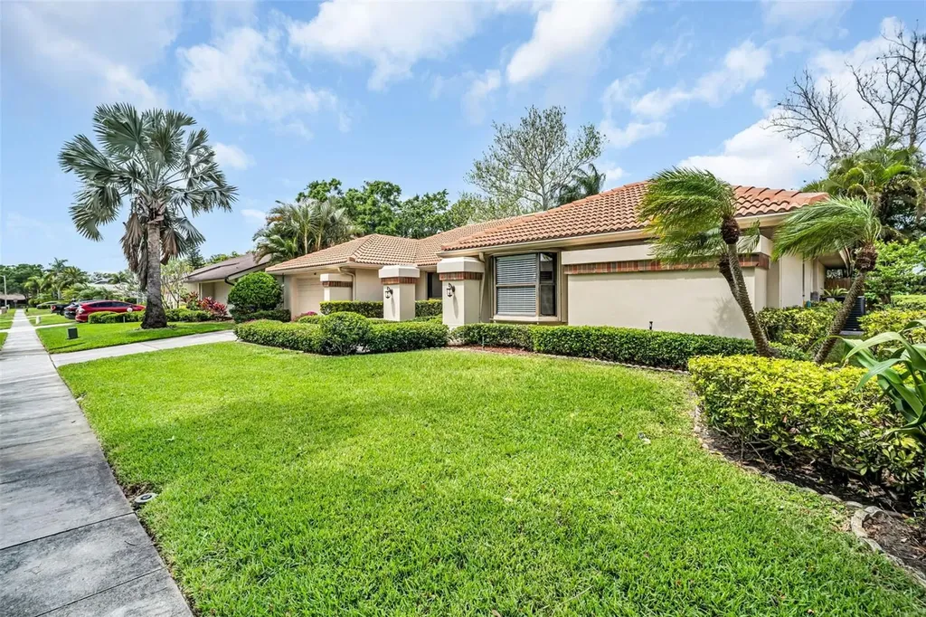 1504 Ridge Top Way Clearwater FL 33765