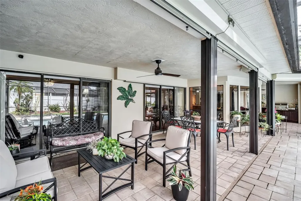 1504 Ridge Top Way Clearwater FL 33765