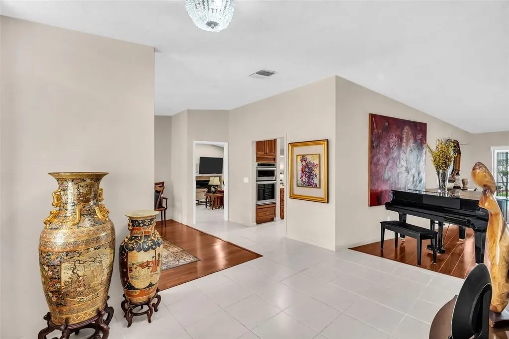 1504 Ridge Top Way Clearwater FL 33765