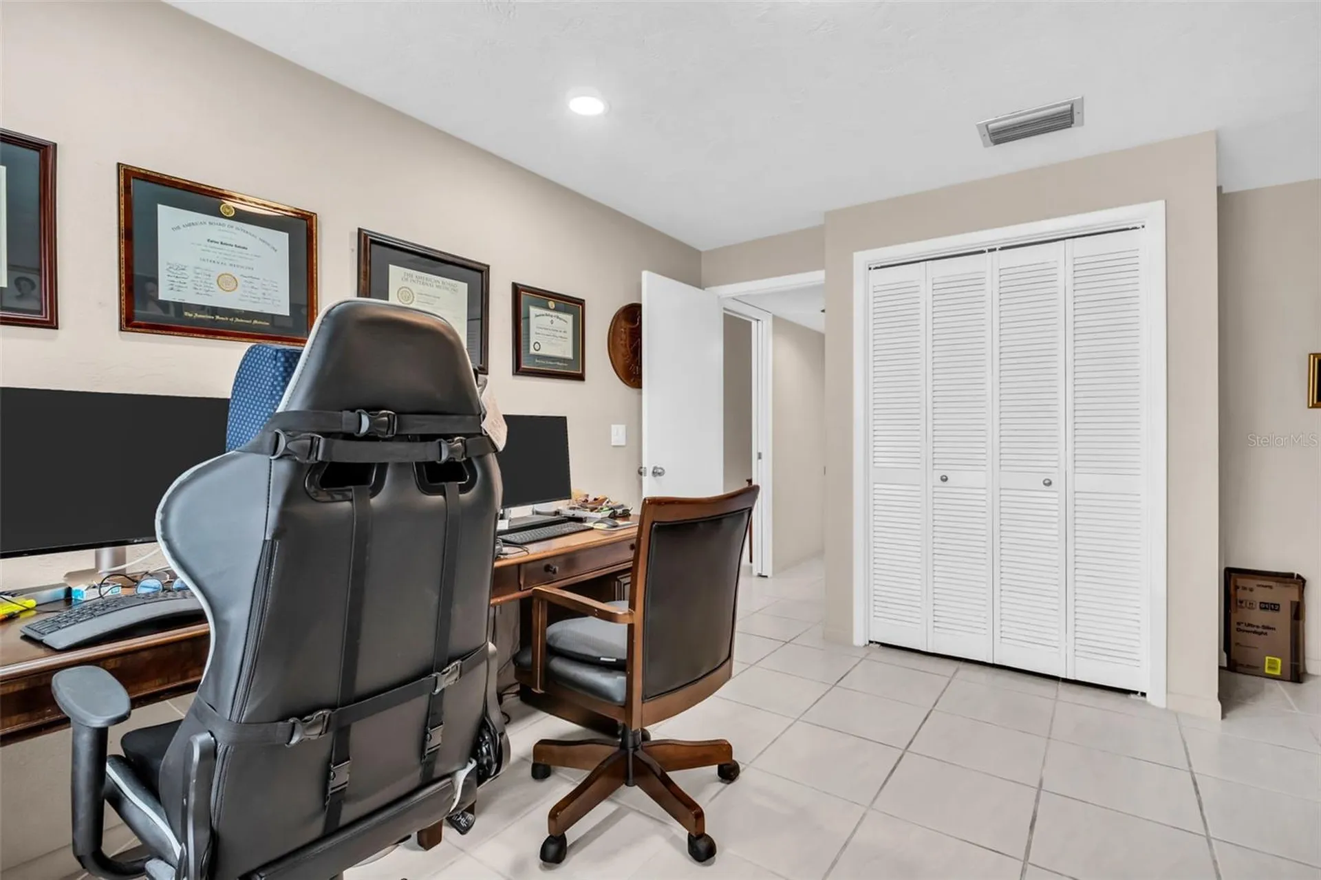 1504 Ridge Top Way Clearwater FL 33765