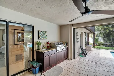 1504 Ridge Top Way Clearwater FL 33765