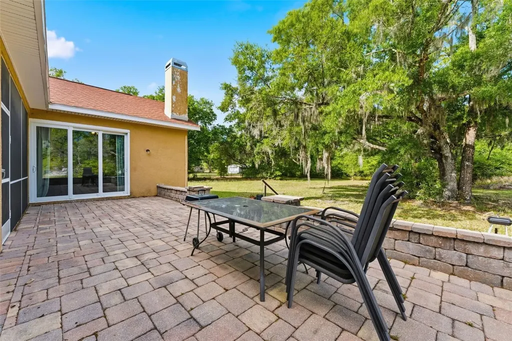 6343 Country Club Road Wesley Chapel FL 33544