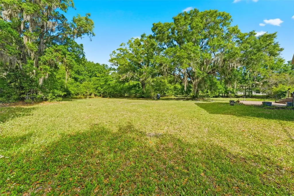 6343 Country Club Road Wesley Chapel FL 33544