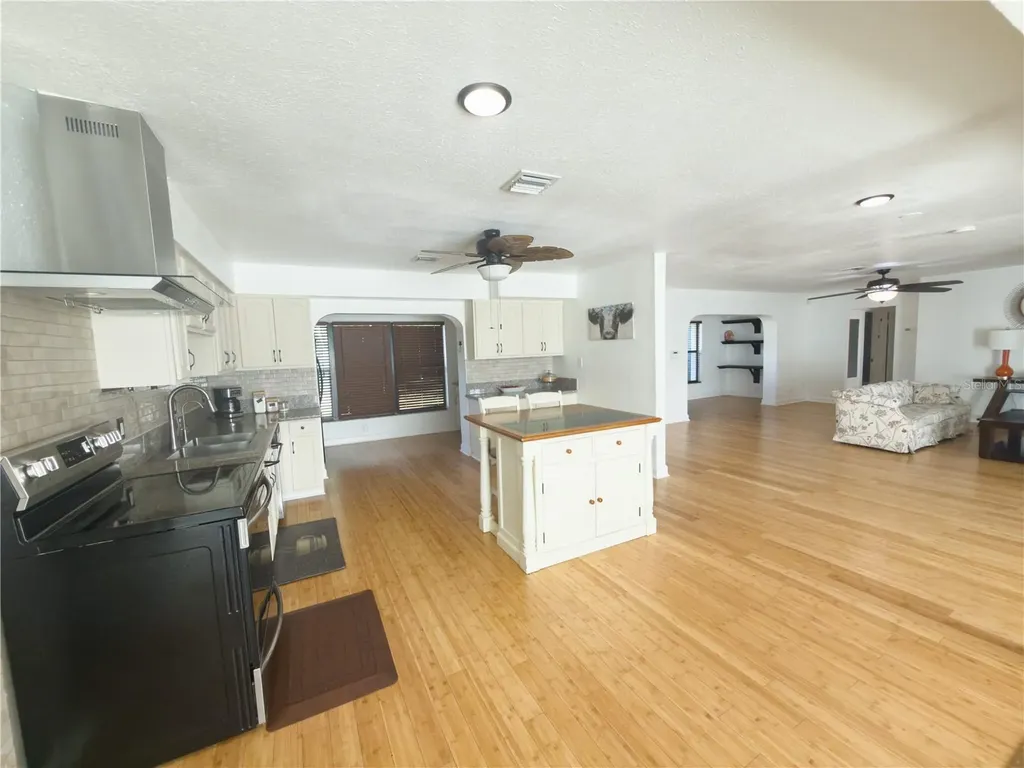 8818 Mathog Road Riverview FL 33578