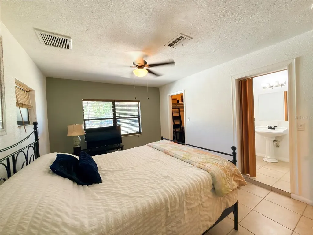 8818 Mathog Road Riverview FL 33578