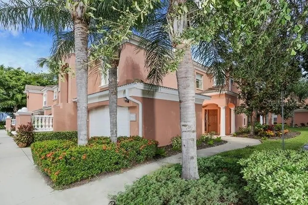 5522 46th Court W Bradenton FL 34210