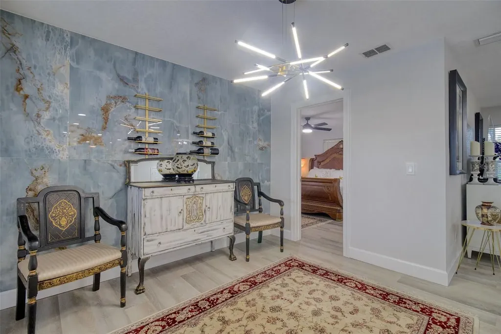 1871 Del Robles Terrace Clearwater FL 33764
