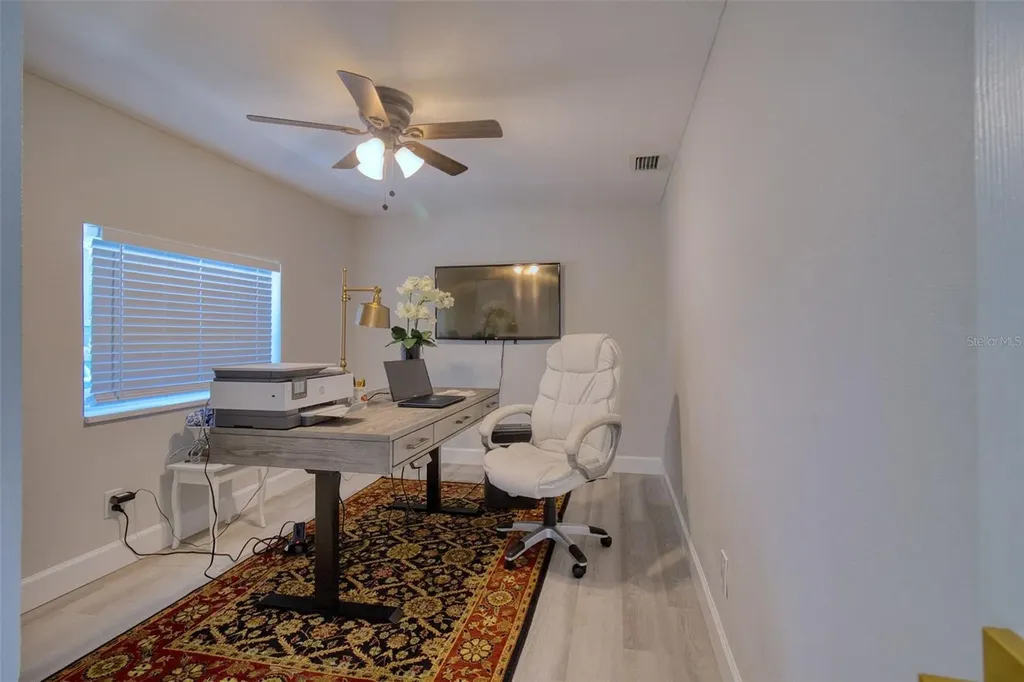 1871 Del Robles Terrace Clearwater FL 33764