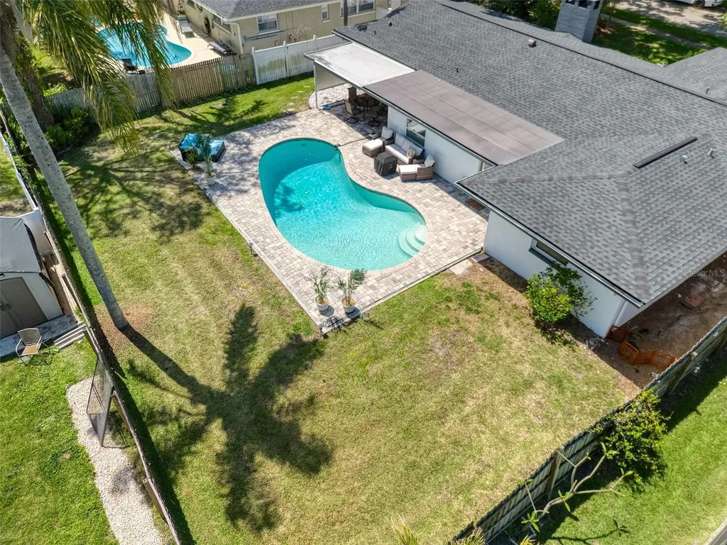 1871 Del Robles Terrace Clearwater FL 33764
