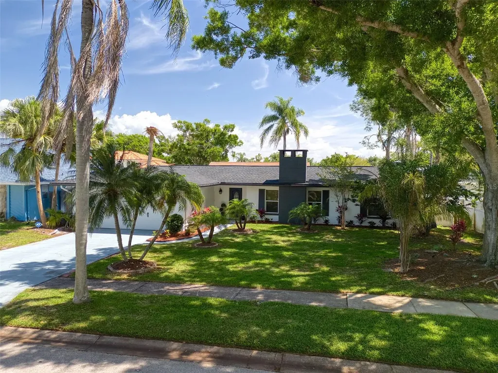 1871 Del Robles Terrace Clearwater FL 33764