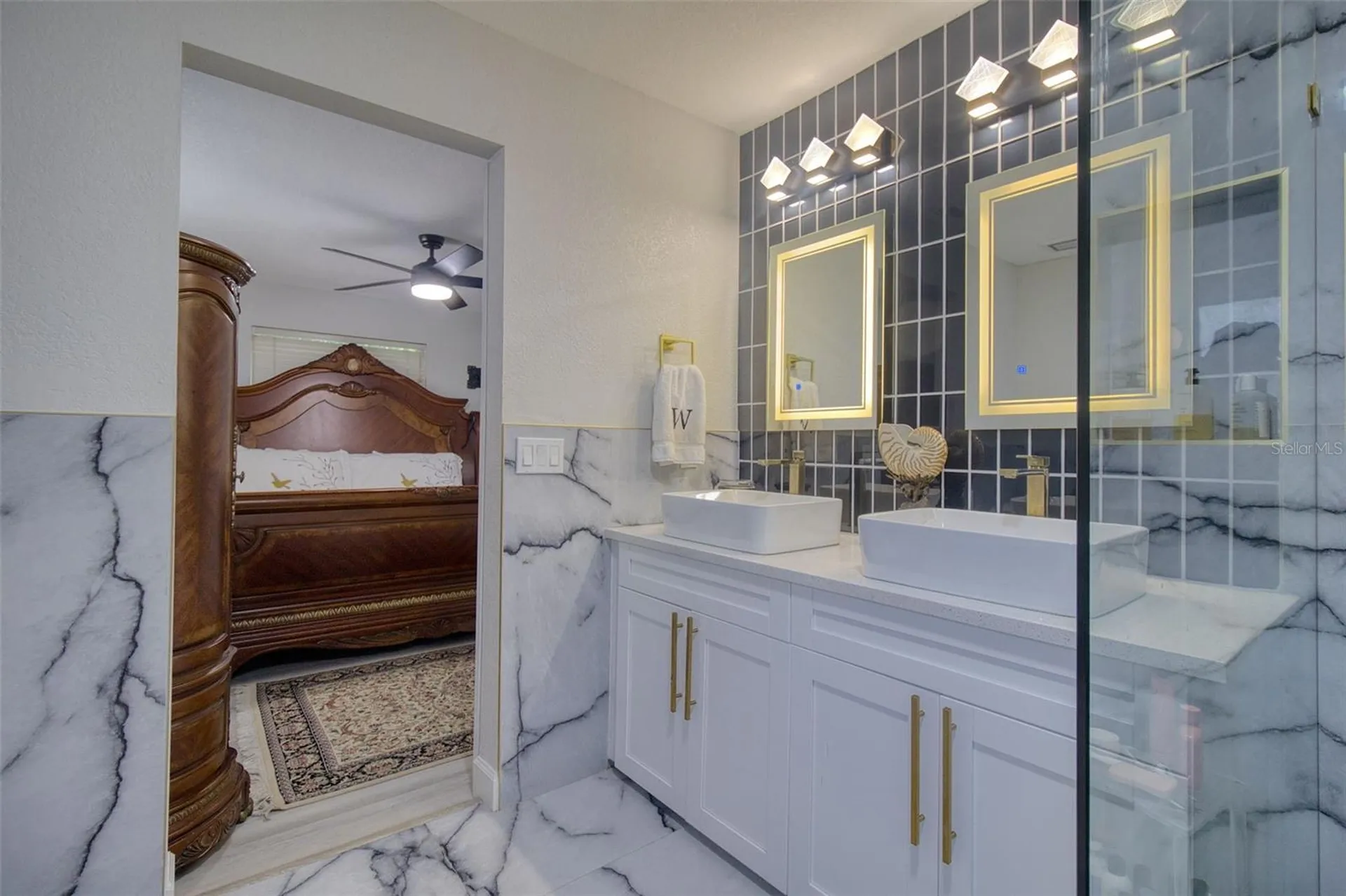 1871 Del Robles Terrace Clearwater FL 33764
