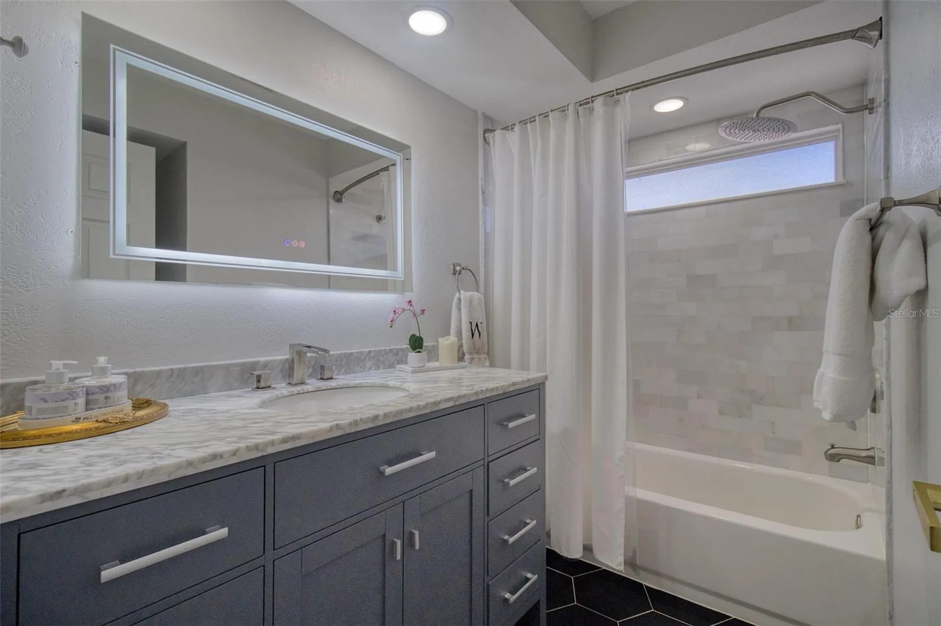 1871 Del Robles Terrace Clearwater FL 33764