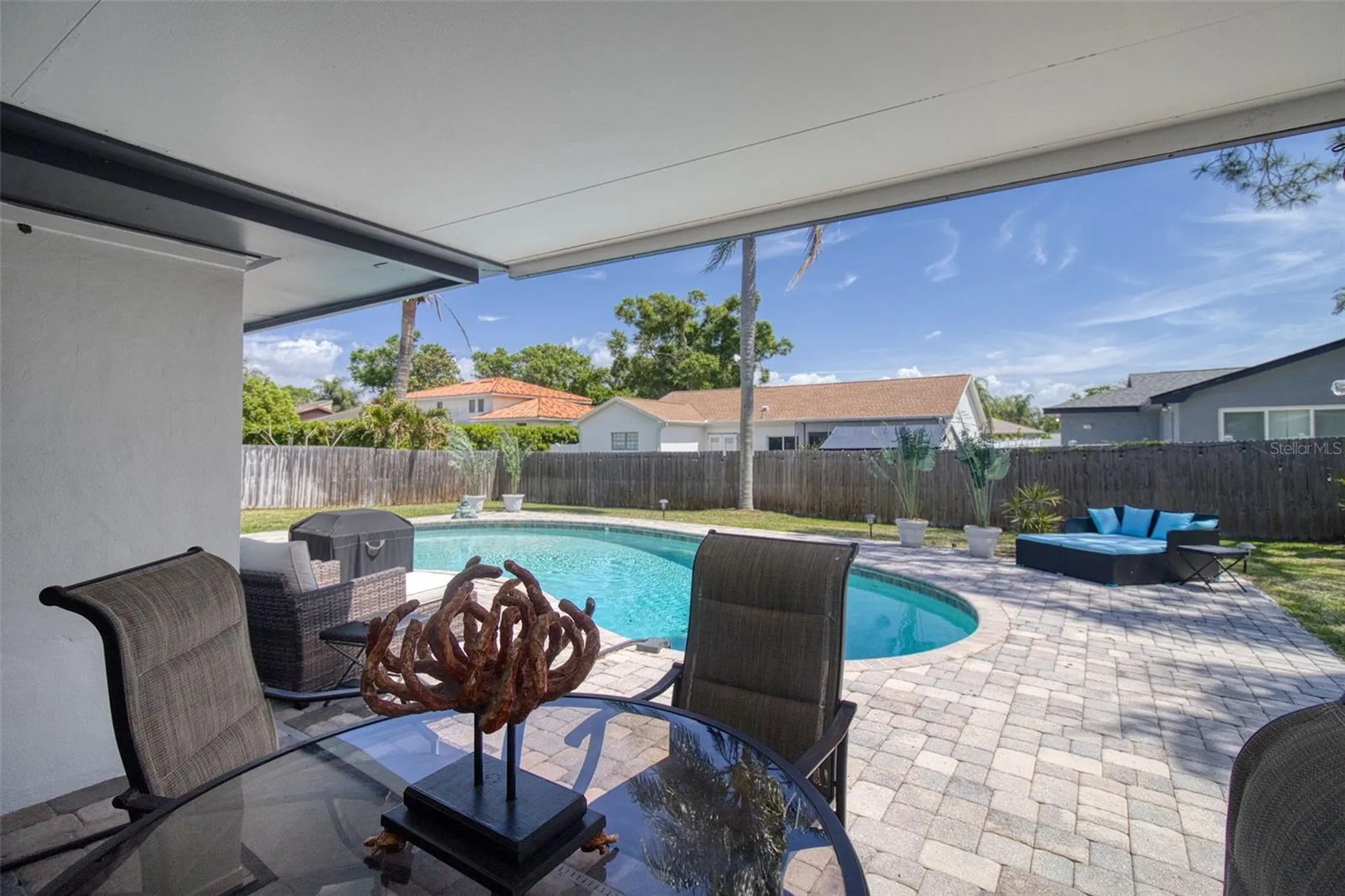 1871 Del Robles Terrace Clearwater FL 33764